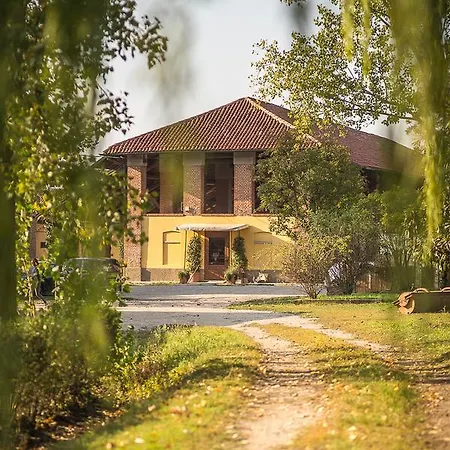 Cascina Gaggioli Alloggio per agriturismo Milano